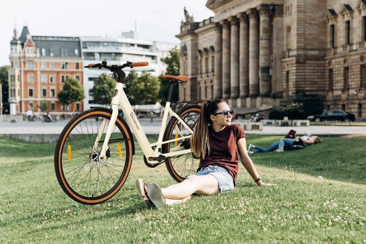 Urban City E-Bike C3V Roma II mit KI-Unterstützung